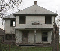 drop texas mystery house front